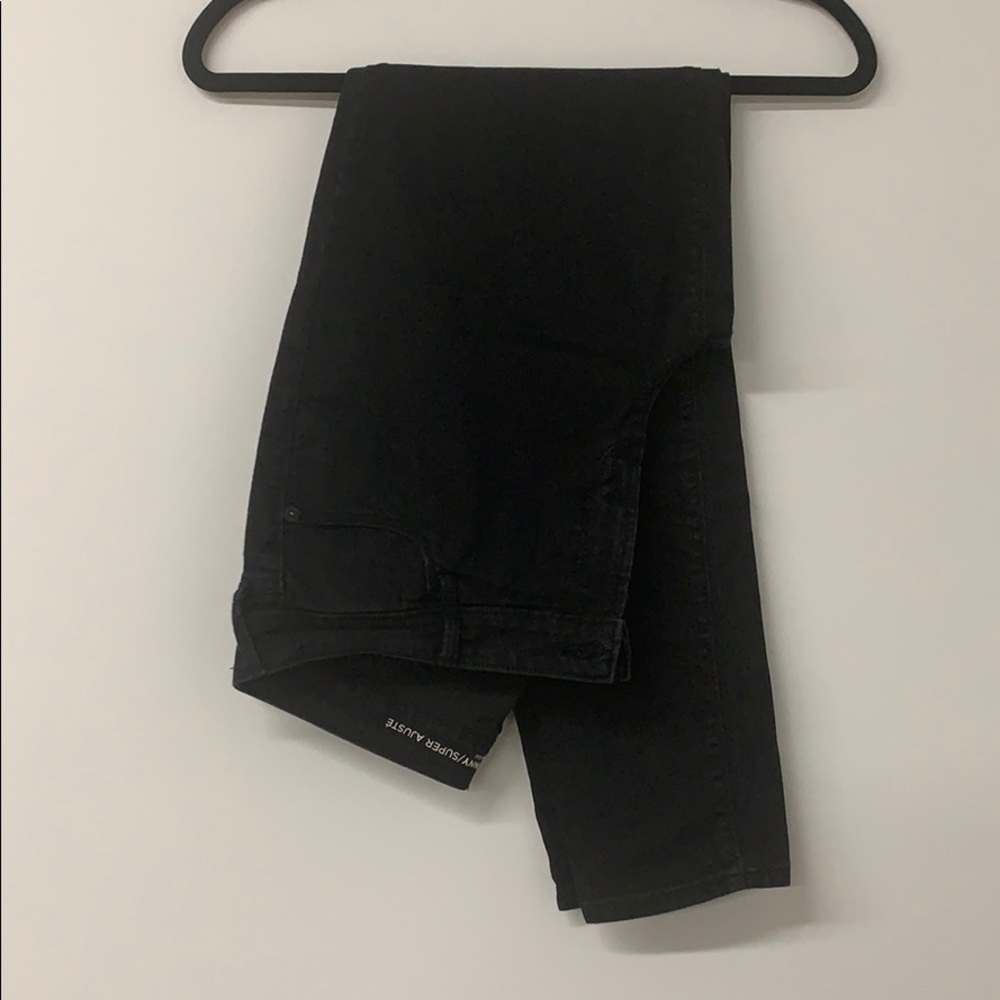 Old Navy Super Mid-Rise Super Skinny Black Jeans
